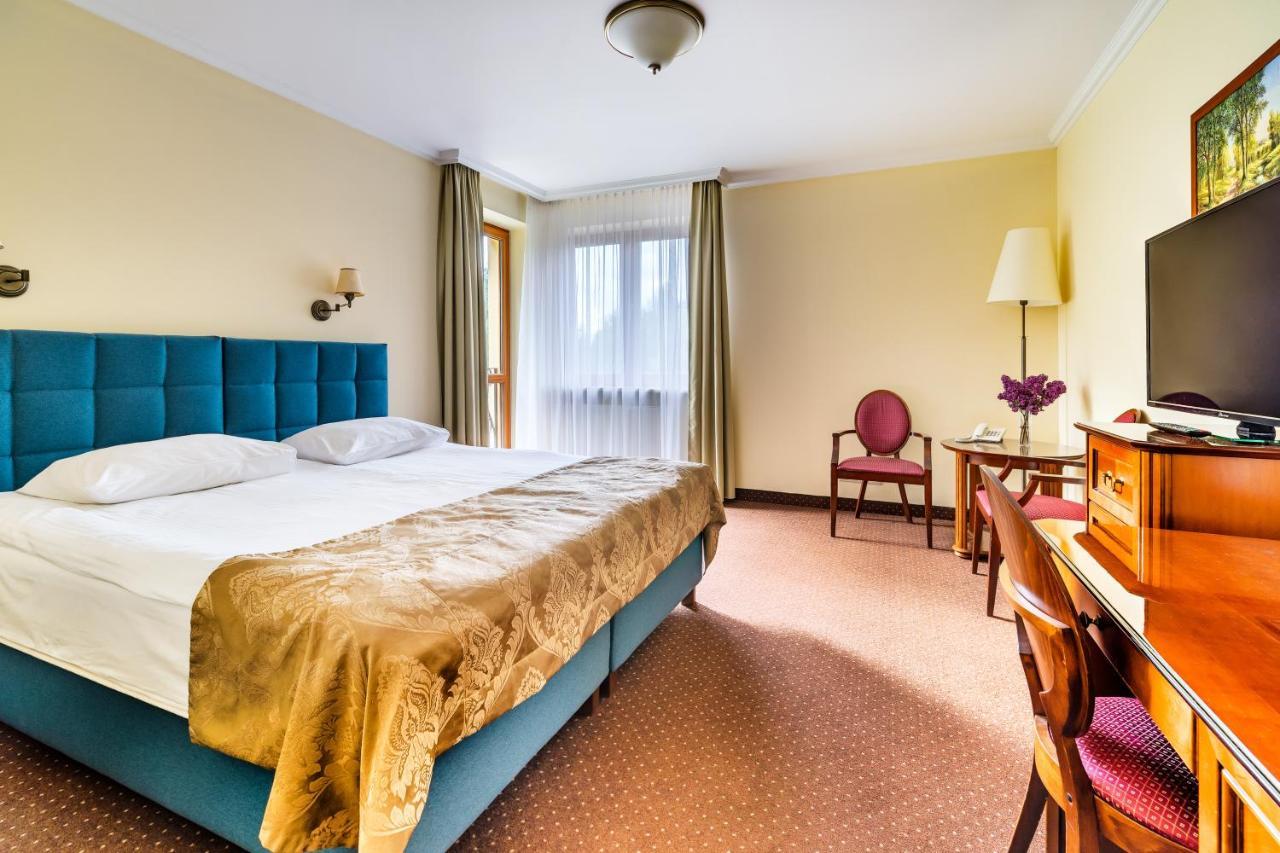 Hotel Pan Tadeusz Serock Dış mekan fotoğraf