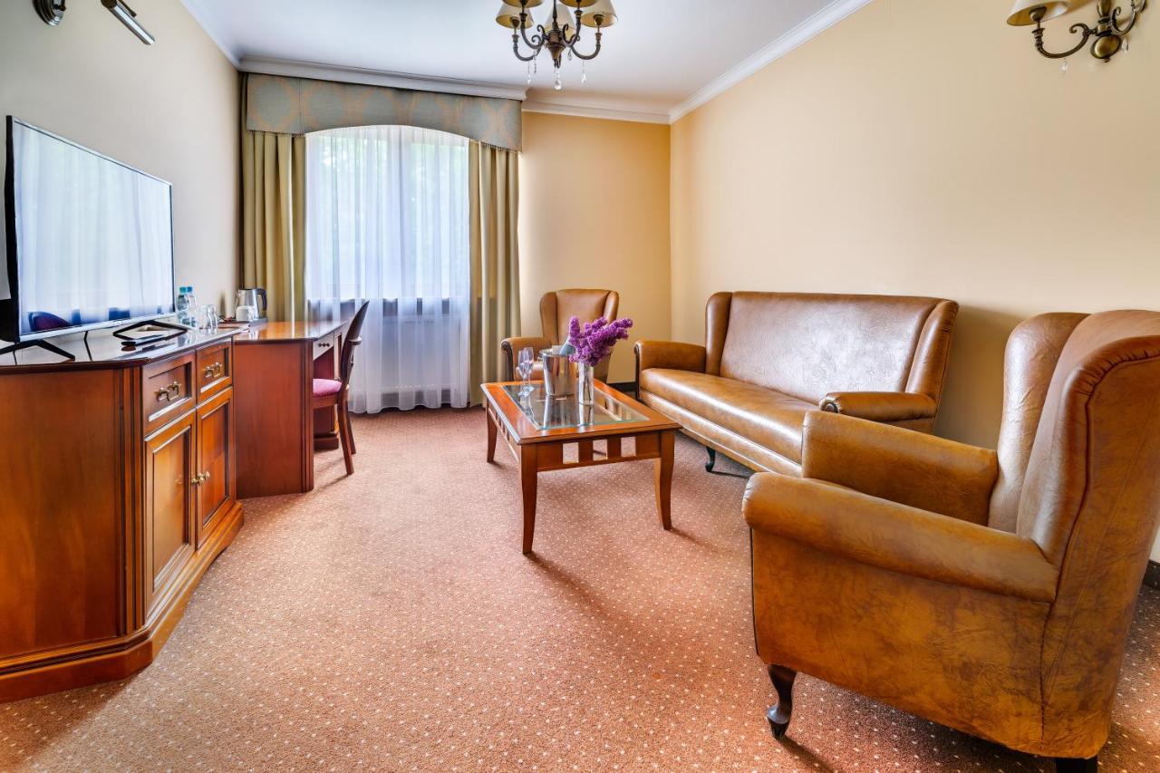 Hotel Pan Tadeusz Serock Dış mekan fotoğraf