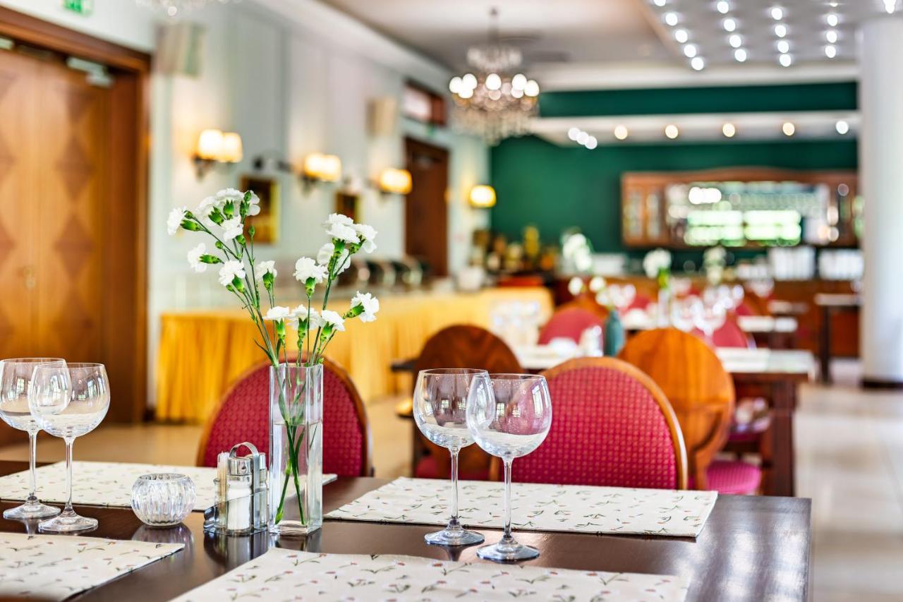 Hotel Pan Tadeusz Serock Dış mekan fotoğraf